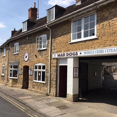 The Britannia Inn Sherborne  Exterior photo